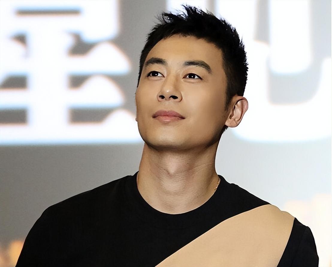 才过了3年，那个嘲讽郭麒麟的朱亚文，就因为“狂妄”付出了代价