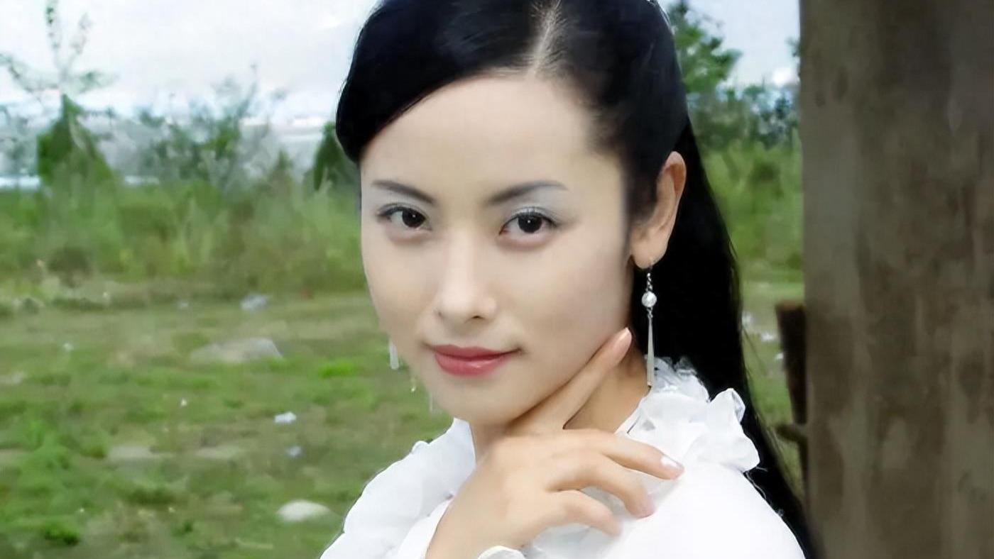 41岁结婚生子，44岁与田亮对簿公堂离婚，被骂同性恋的她现如何呢？