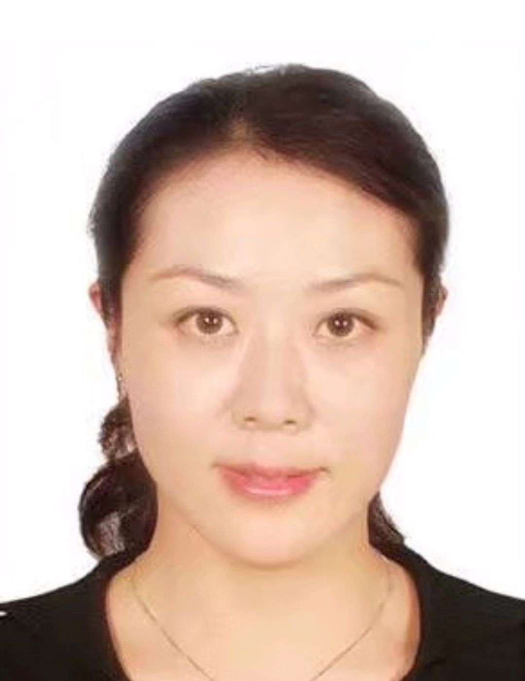 "善解人衣"的校花副厅落马:睡40多名官员,敛财140