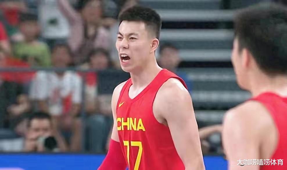 张镇麟前女友穿旗袍！皮肤白嫩，身材火辣很惹眼，家世显赫不一般