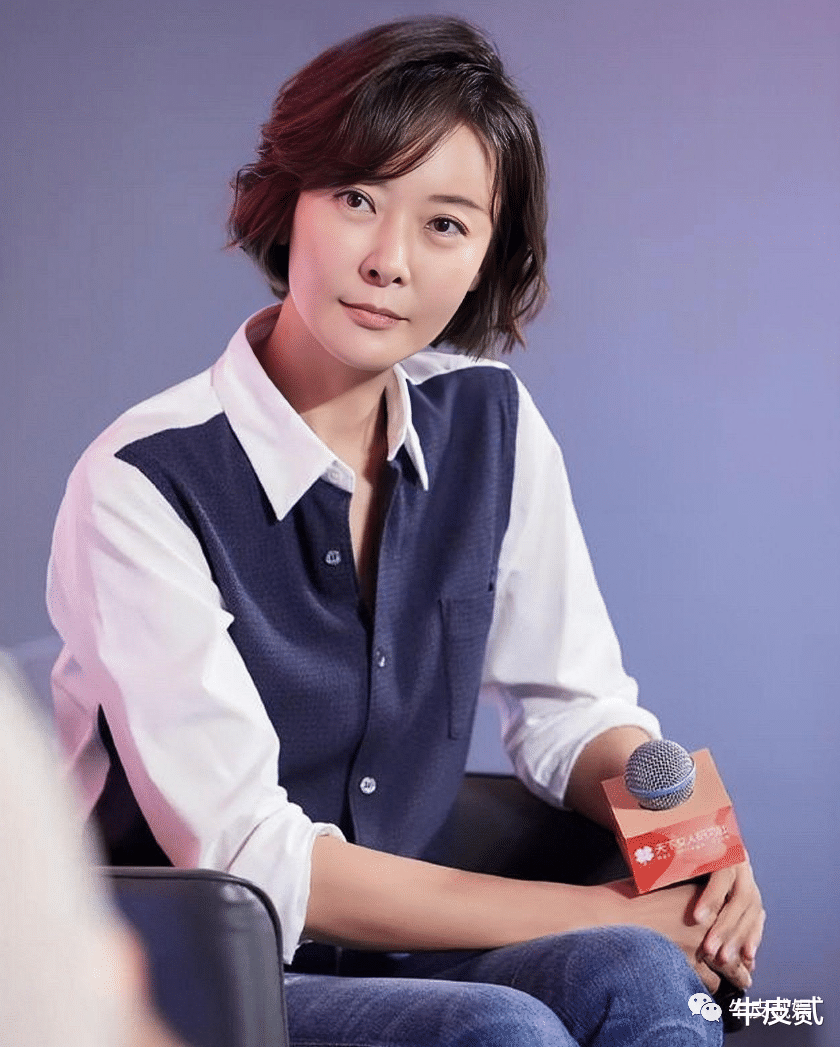 表面是艺人,实际上家世显赫的4位女星,个个根正苗红没人敢惹