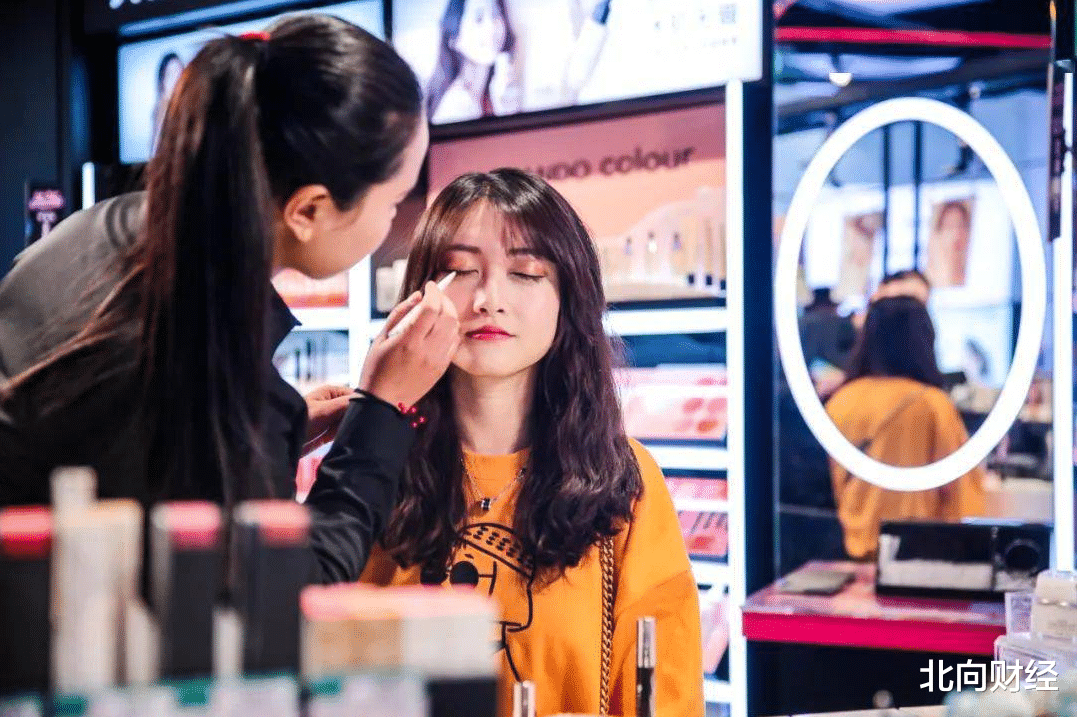 京东、淘宝线上店全部关闭!曾经全球第一的美妆大牌,要撤离了?