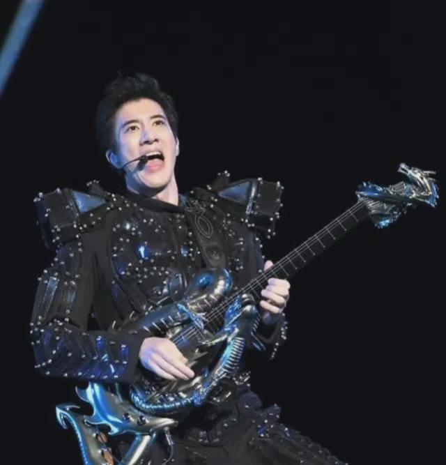 10月5日，王力宏高调官宣！复出后的大陆首秀