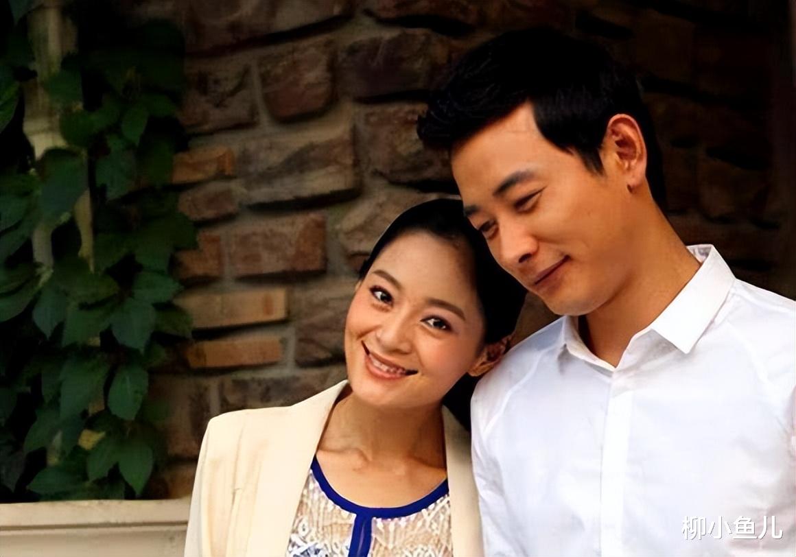 因老公长得太帅倒追5年,婚后生双胞胎儿子,取名一模一样