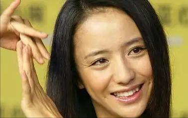 |完美女神是假的,溜肩没腰,皮肤松弛,生图揭露人间真实