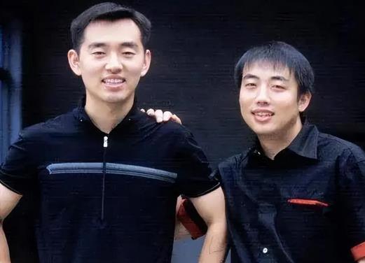 孔令辉|孔令辉前女友晒近照!穿吊带被勒出赘肉被嘲:女明星也难逃发福