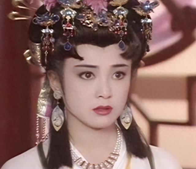 8位珠圆玉润的“中国式”美人，个个不瘦不柴，比白幼瘦耐看太多