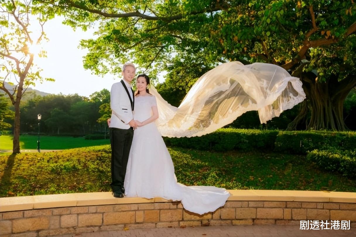 感动！TVB老戏骨患罕见病获丈夫不离不弃，症状严重更一度停工休养