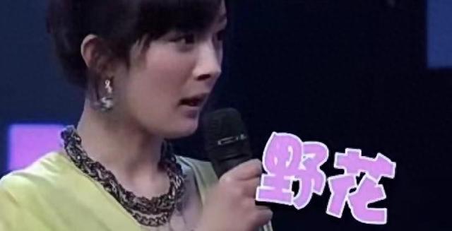 杨幂生完孩子后，追她的富商络绎不绝，其中还有恋足癖?