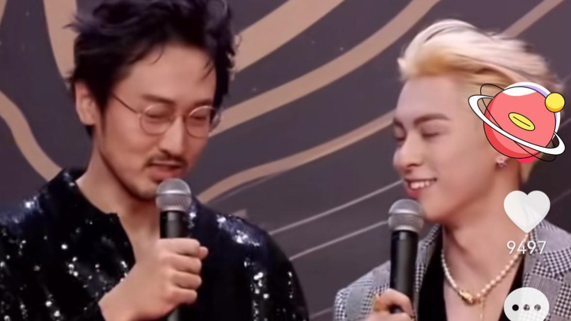 王传君强大社交场！三个顶流当弟弟，他的故事远比你想得更加奇特