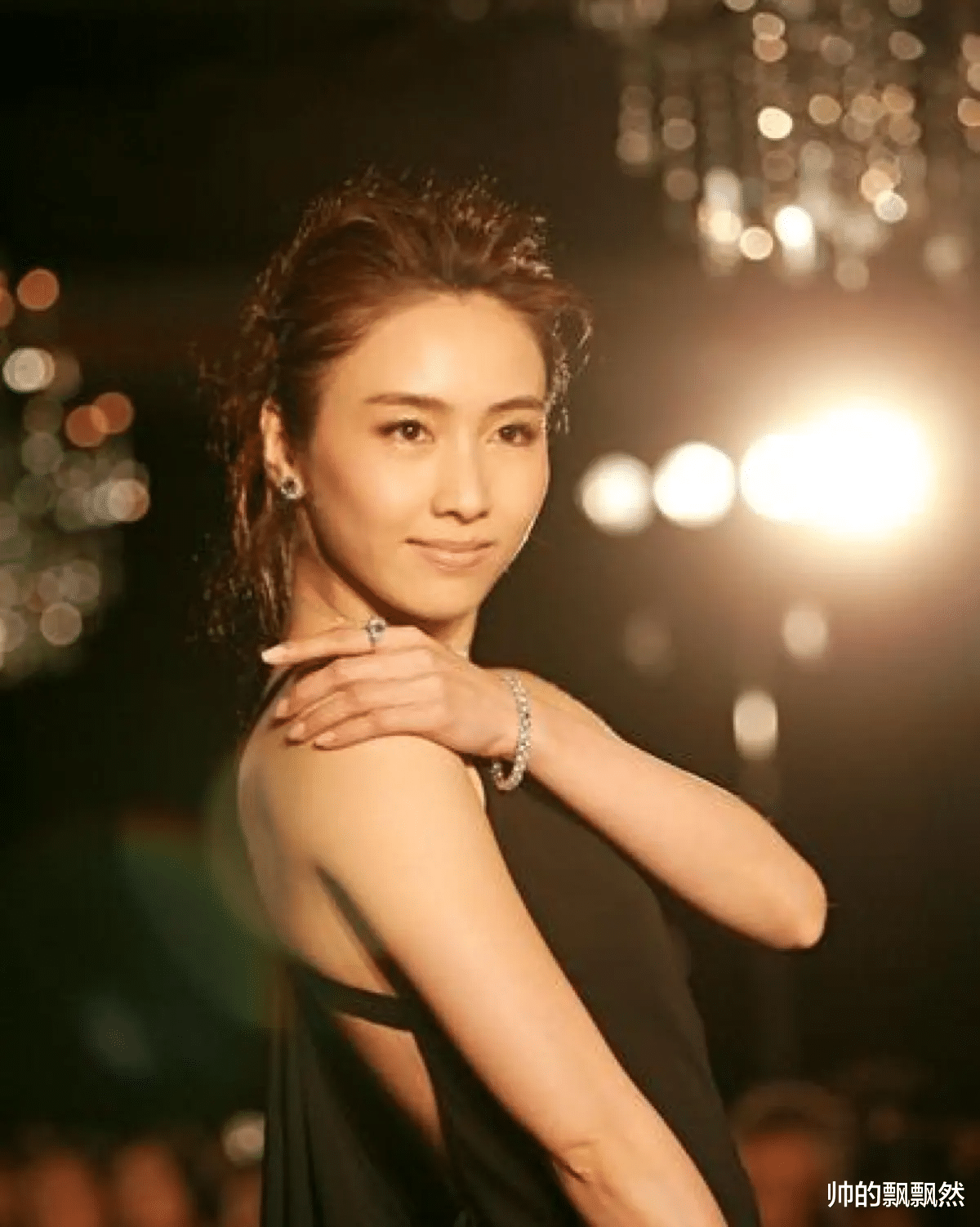 黎姿：38岁嫁给53岁的残疾丈夫，一家5口3人残疾，风光背后有心酸