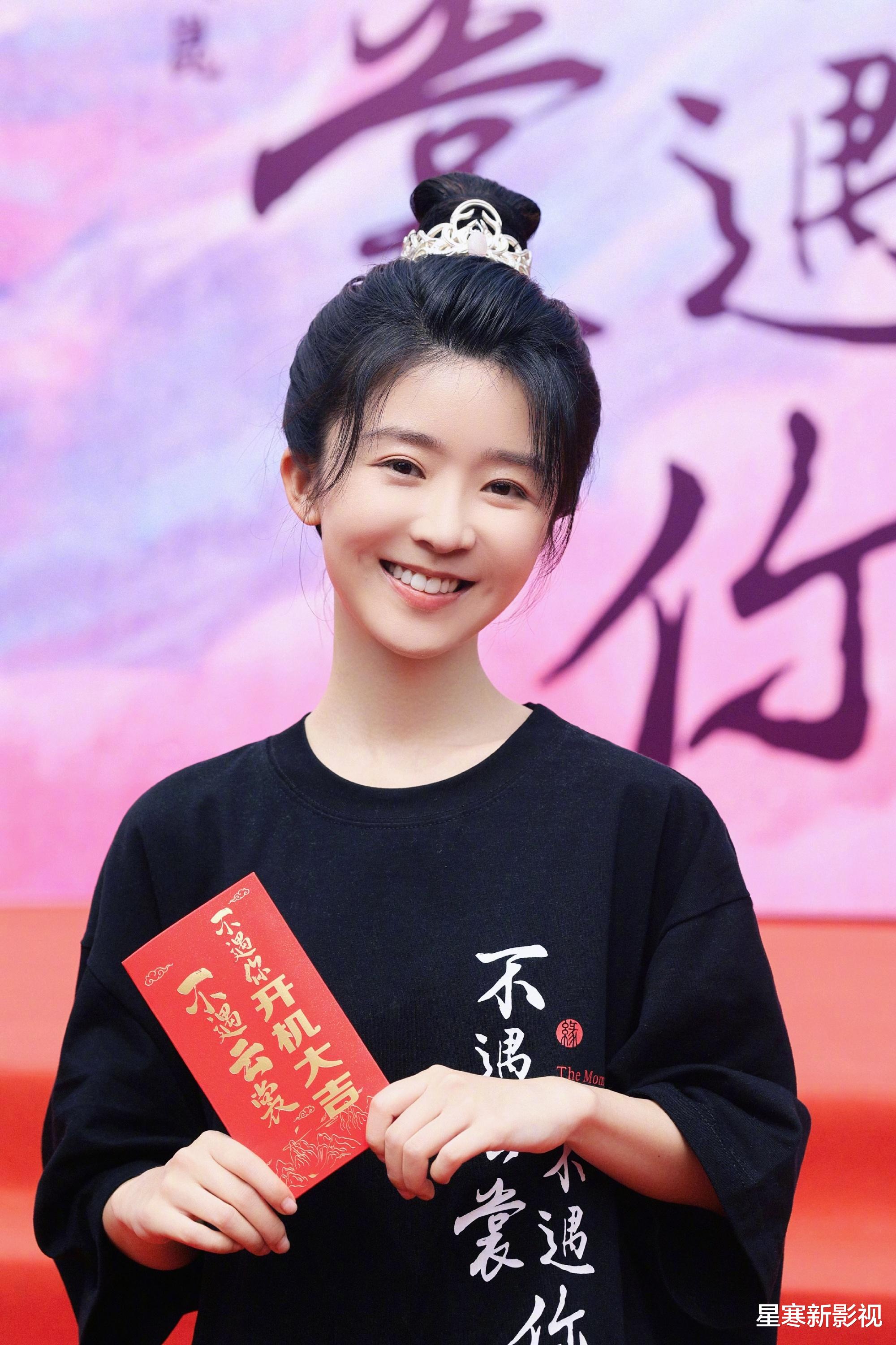 《不遇云裳不遇你》杀青，宋伊人再现绝美古装，男主表现超预期