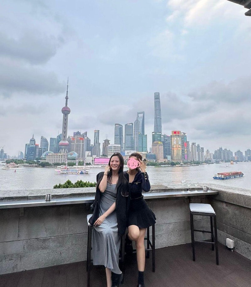 朱晨丽忽然传大肚男方为马主S先生身家丰厚高大靓仔