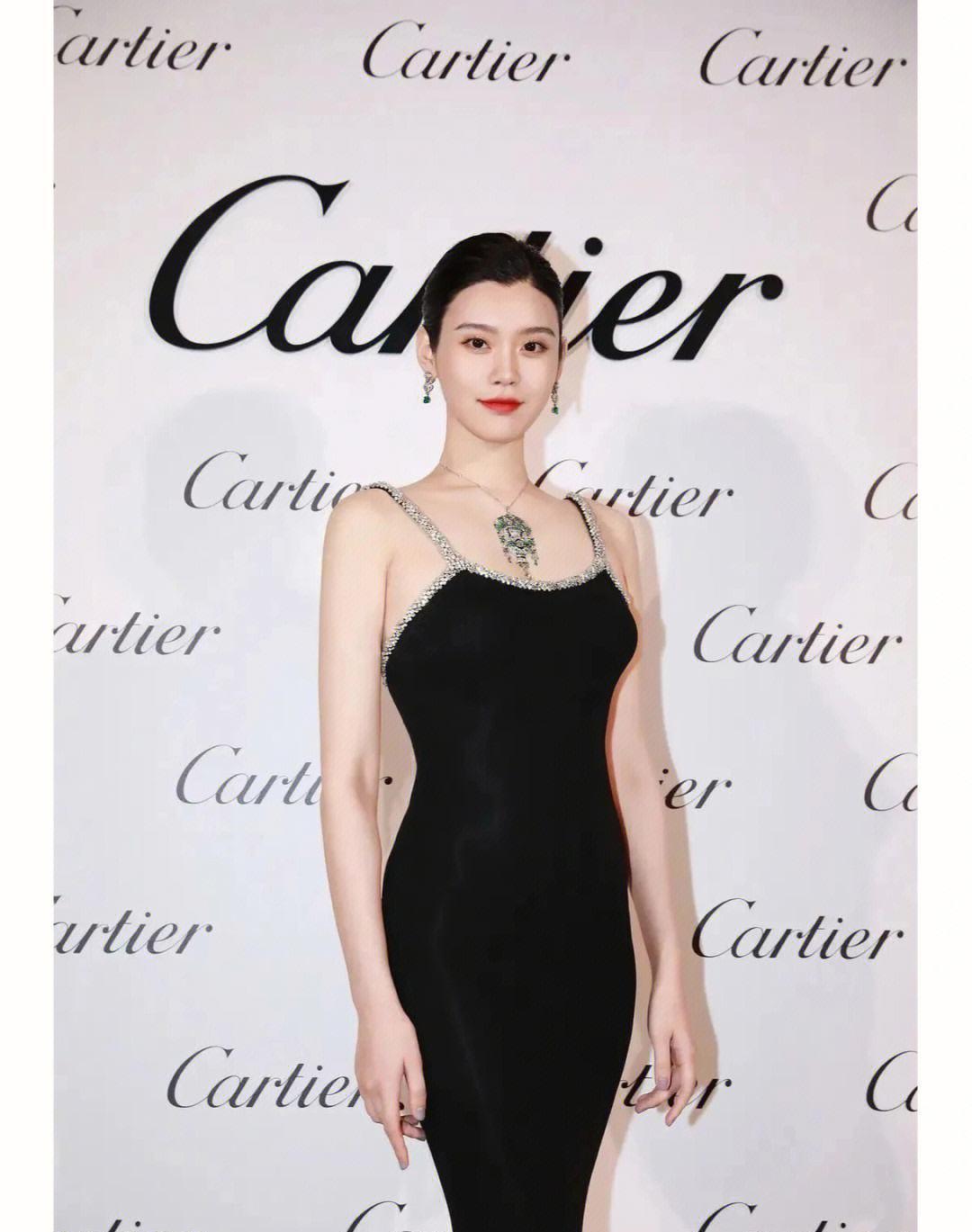 奚梦瑶|两个上海姑娘嫁入何鸿燊家族，奚梦瑶或成接班人，齐娇却离婚收场