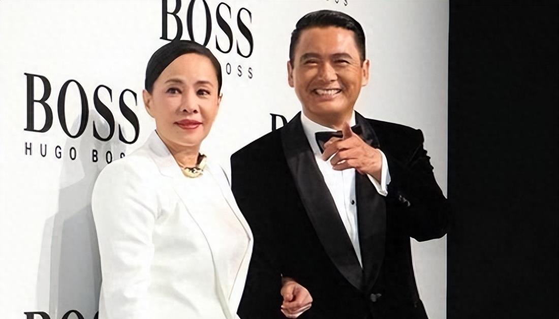 贪财好色，吃里扒外！深扒之下，周润发的狐狸尾巴终于是露出来了