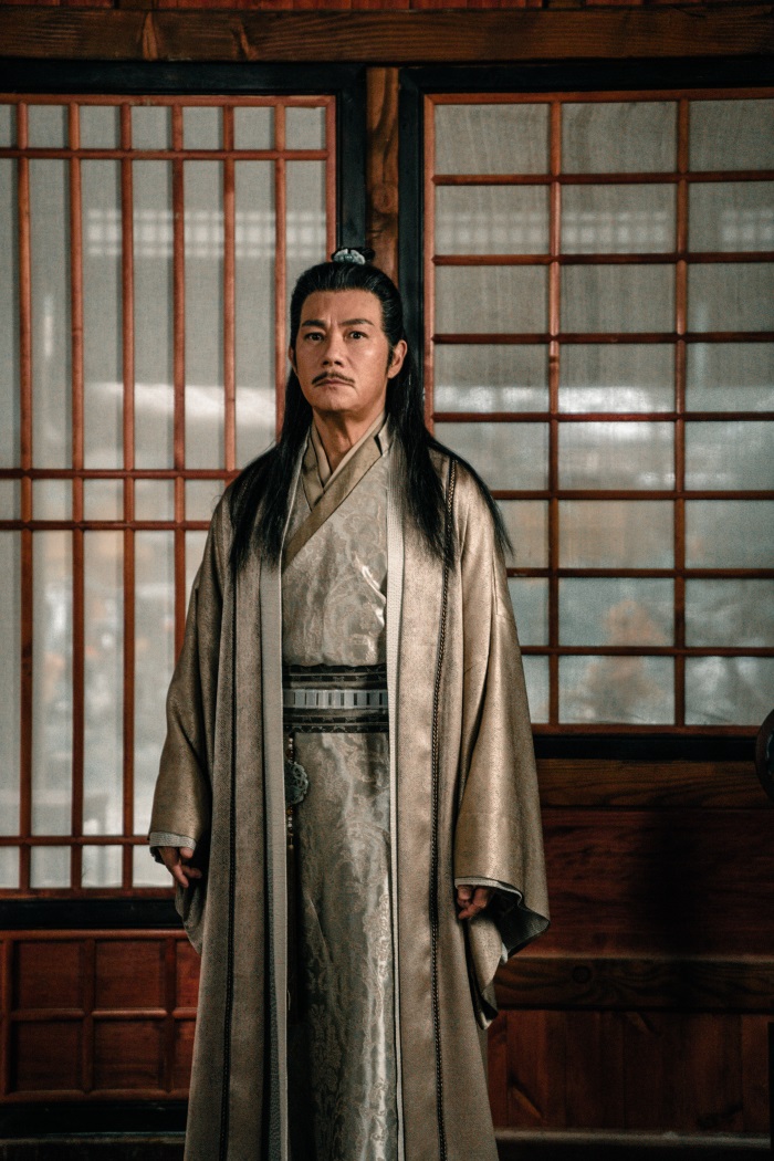 张兆辉|电影《天龙八部之乔峰传》上映 张兆辉和甄子丹展现侠骨柔情