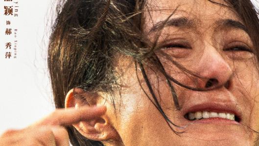 36岁赵丽颖都演“妈”了，可31岁的杨紫却还执着于演“高中生”！