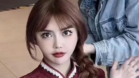 韩安冉|网红“韩安冉”四婚收份子钱，遭亲戚灵魂拷问，朋友圈曝光引热议