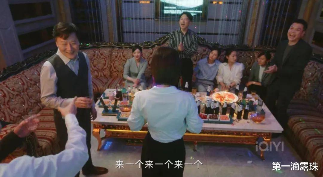 无所畏惧:笑纹抬头纹雀斑,热依扎真实颜值,治愈你容貌焦虑了吗