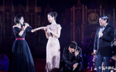 离婚刚满1年,吃完黄晓明“红利”的杨颖,又回到了她的“怪圈”