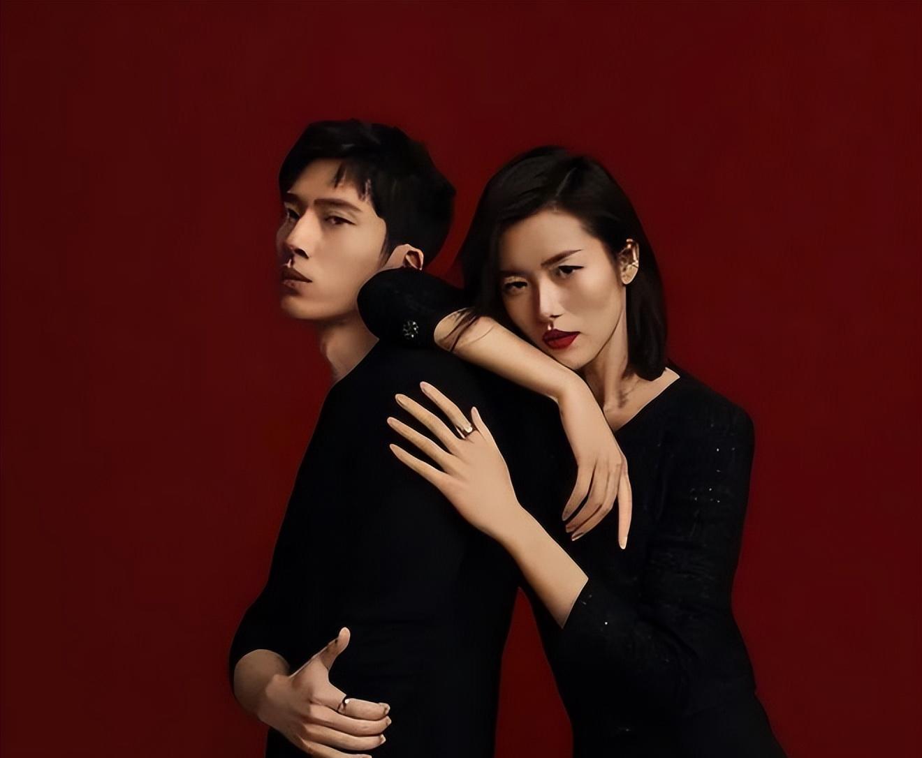 春晚|井柏然刘雯官宣结婚:不公开恋情不秀恩爱,直接结婚燃炸了