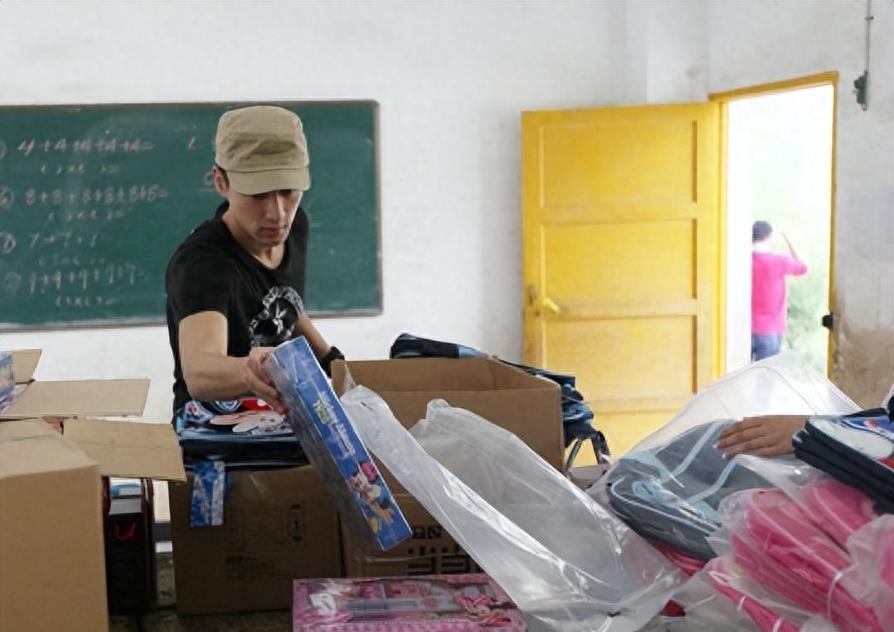 胡歌的一句承诺,改变农村留守女孩的一生,成就一位中科院博士