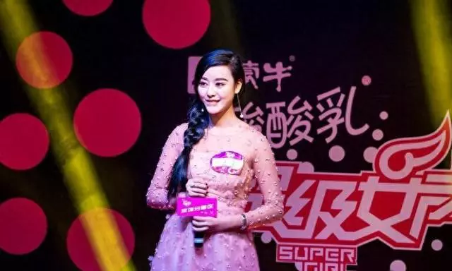 花800万整成范冰冰,嫁给主刀医生,孕后却发现丈夫还有男朋友!