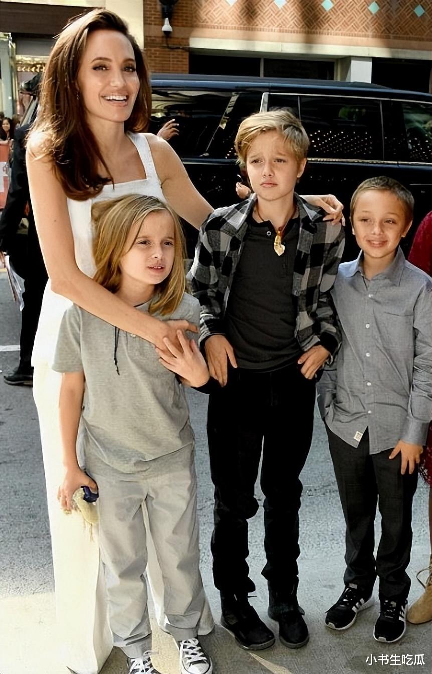 皮特的女儿：像他也像朱莉，幼时不如苏瑞可爱，长大了比她漂亮