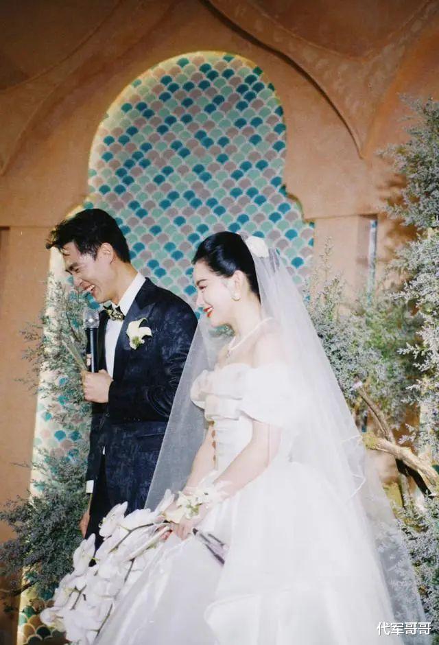 初代网红南笙官宣结婚!12年前靠清纯照虏获无数宅男,老公身份曝光