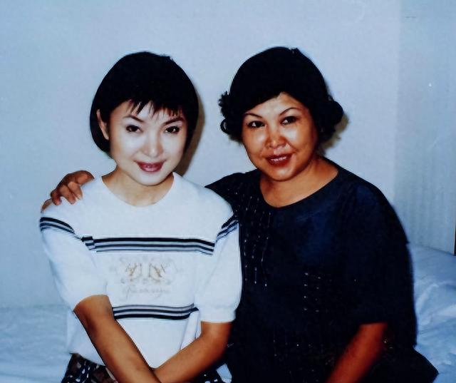 陈红:出轨整容医生,转移丈夫12亿财产,她到底有多狠?