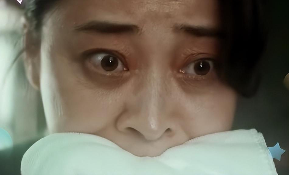 年轻时温柔,到中年却越长越凶,这6位明星天生一副不好惹的脸