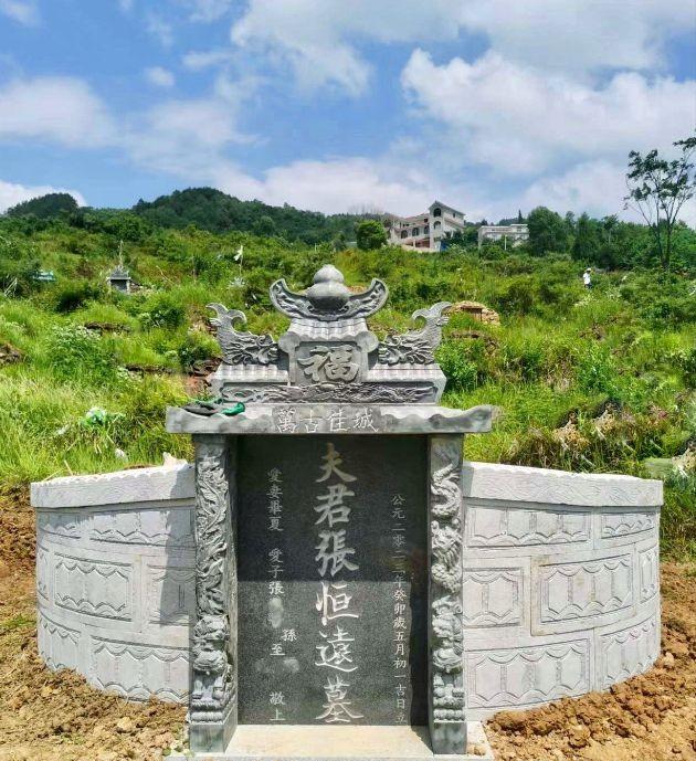 张恒远去世半个月,毕夏首营业,强颜欢笑赚奶粉钱,儿子或无人管