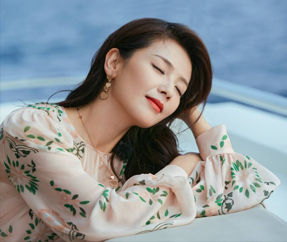 刘涛黑历史被扒出,某女星公开指责:她技术很好,为上位不择手段