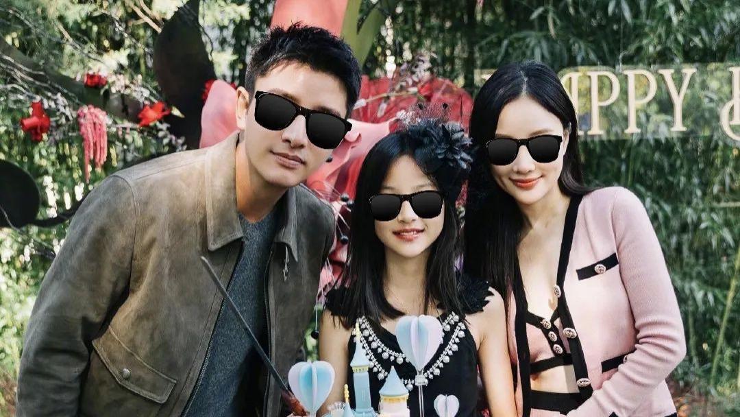 贾乃亮高调宣布复合？炸翻热搜，真相来了，网友：早看你们不对劲