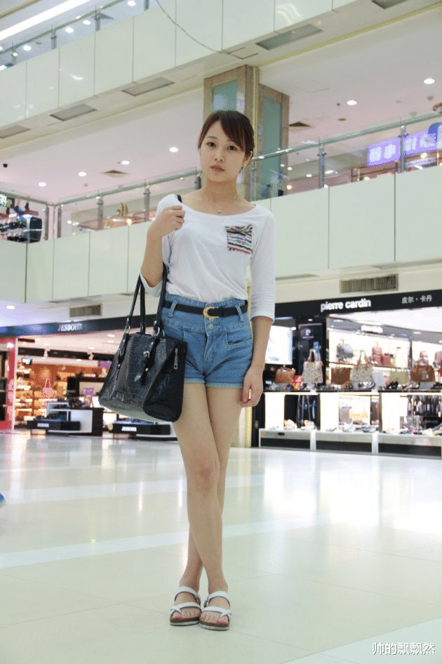 李连杰的女儿李思:在父母离婚的阴影里长大,35岁仍未婚