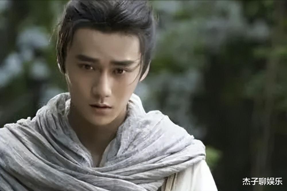 因家暴被“封杀”后,如今31岁以送外卖为生?蓬头垢面哭诉赚钱难