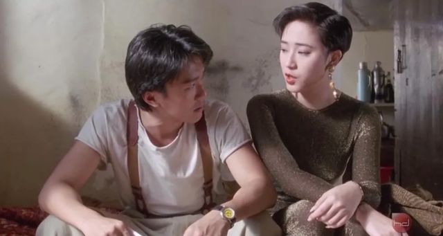 陈法蓉澄清谣言,周星驰脸上口红印和自己无关,56岁未婚依旧洒脱