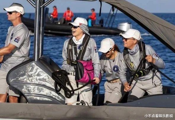 苏提达成功出圈，欧美粉丝匍匐跪拜她，玛哈国王笑不拢嘴！