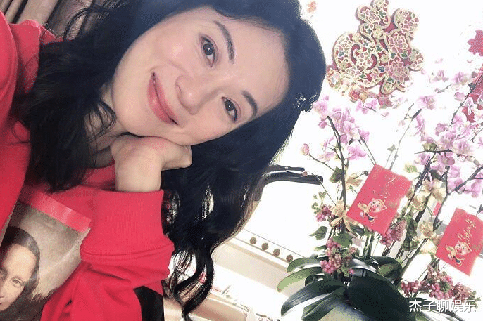 张可颐|53岁的张可颐,不婚不育也没“固定”伴侣,可爱情不是必需品