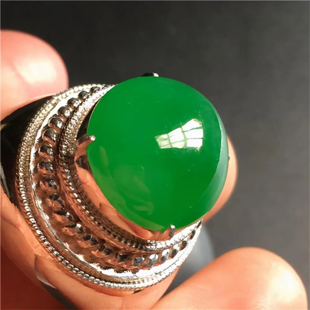 古董|垫色的翡翠,到底能不能买?