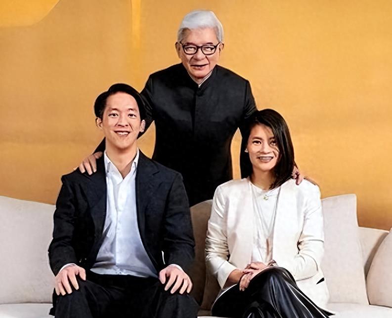 朱玲玲再次从豪门净身出户,网友赞叹:勇气可嘉,实在是厉害