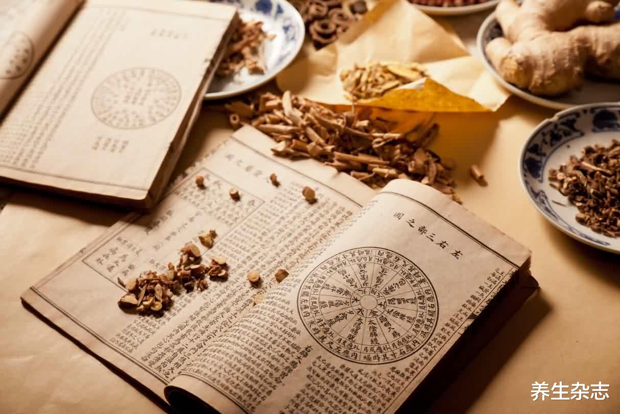 牙周炎真相：别动不动洗牙拔牙了，问题的根源在胃上