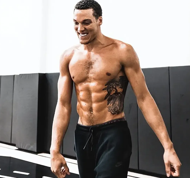 NBA球星的肌肉都很发达，为什么拥有6块腹肌却是少数？