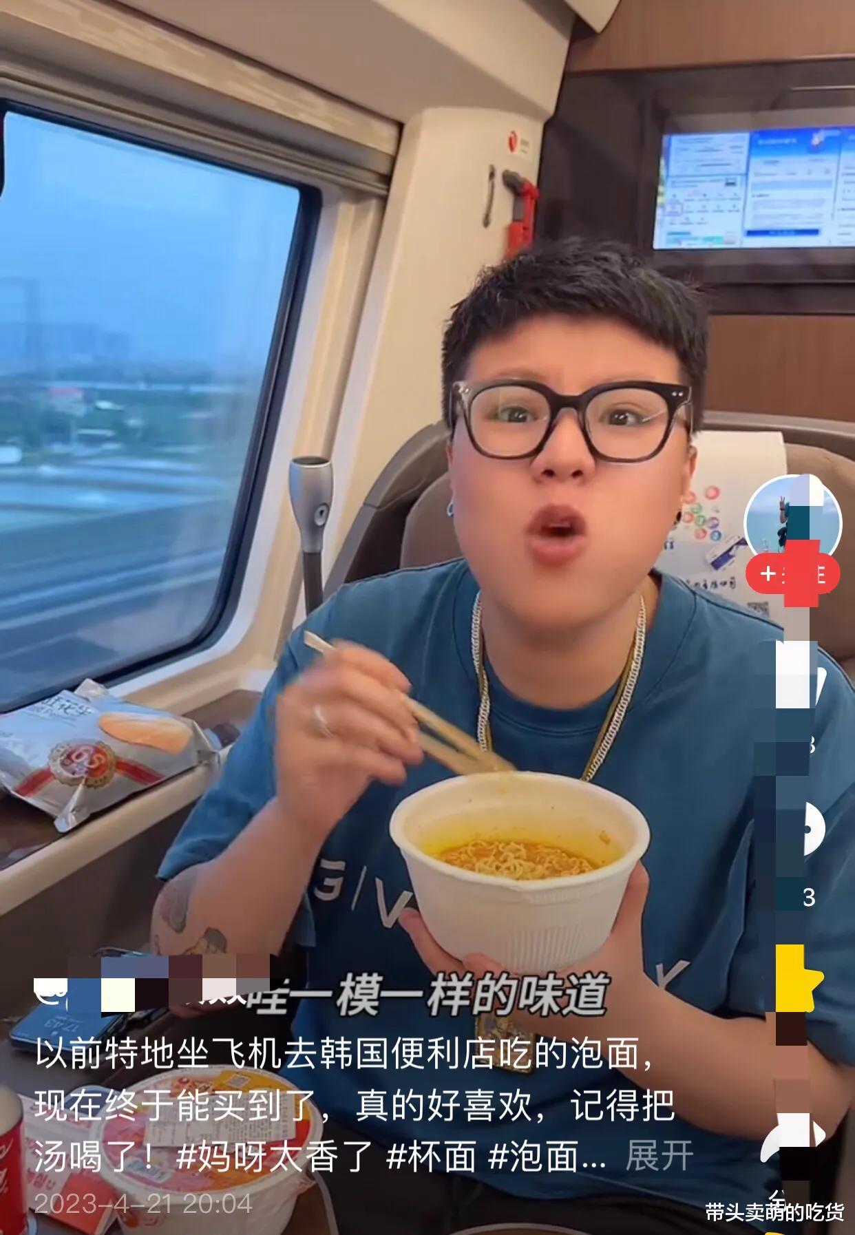 可乐|可乐喝日本的，泡面只爱韩国泡菜味，这个广东吃播被骂到不敢出门