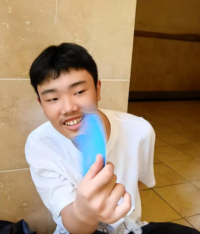 胡鑫宇失踪成悬案,3大谣言被打破,舆论反转胡妈被质疑说谎讹钱