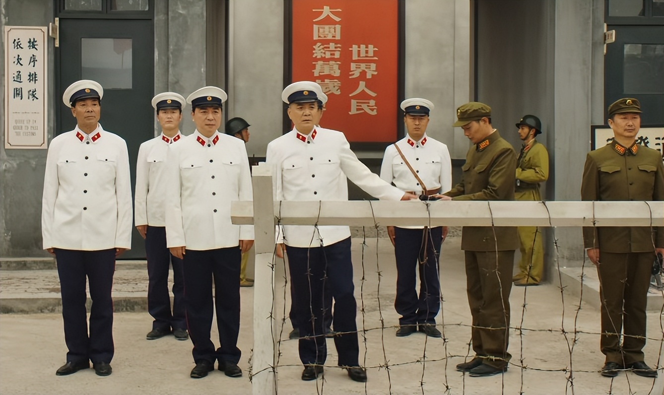 才播2集，收视率破2.8，终于有让我熬夜狂追的央视谍战剧了