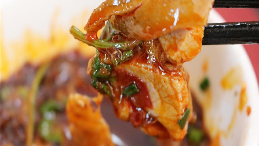 羊肉|鸳鸯锅羊肉、炒羊肝、鲊蒸笼道道巴适，34年了，这家老店味道依旧