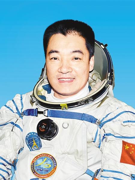 被授予少将军衔的八位航天英雄,简历一览! - 历史资讯(主打网)