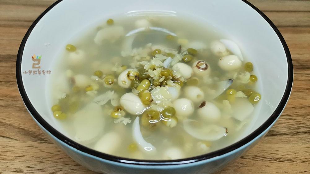 美食教程|煮绿豆汤，先浸泡和直接下锅都不对，教您1妙招，10分钟酥烂出沙