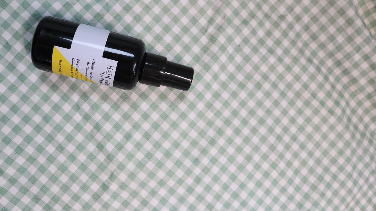 避雷指南!头顶好多碎头发很毛躁怎么办,头发擦精油好吗?